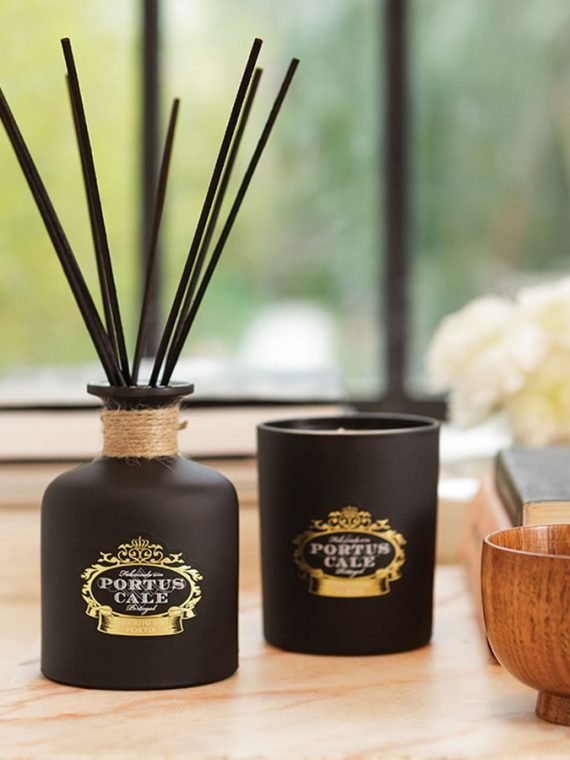 portuscale_rubyred_products_home_fragrance_diffuser_candle-1200x800