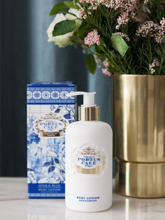 Portus Cale Gold & Blue Body Lotion